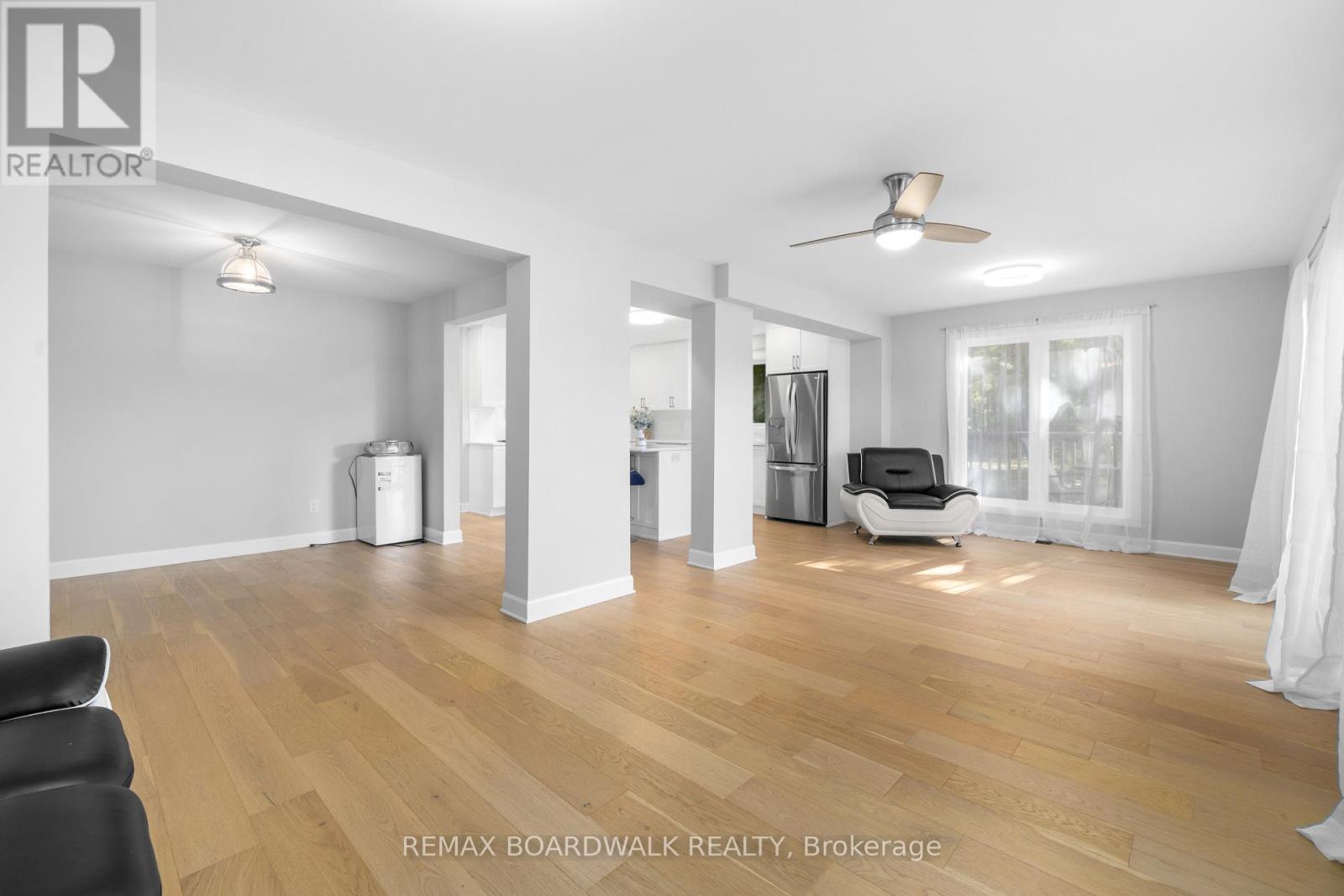 1312 BAYVIEW DRIVE - 23