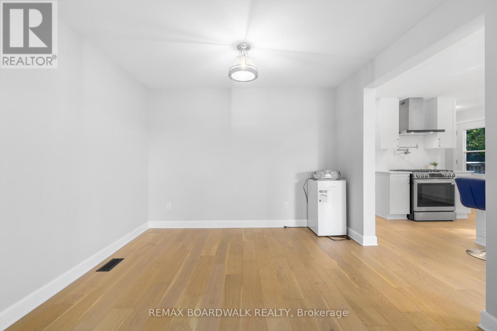 1312 BAYVIEW DRIVE - 24