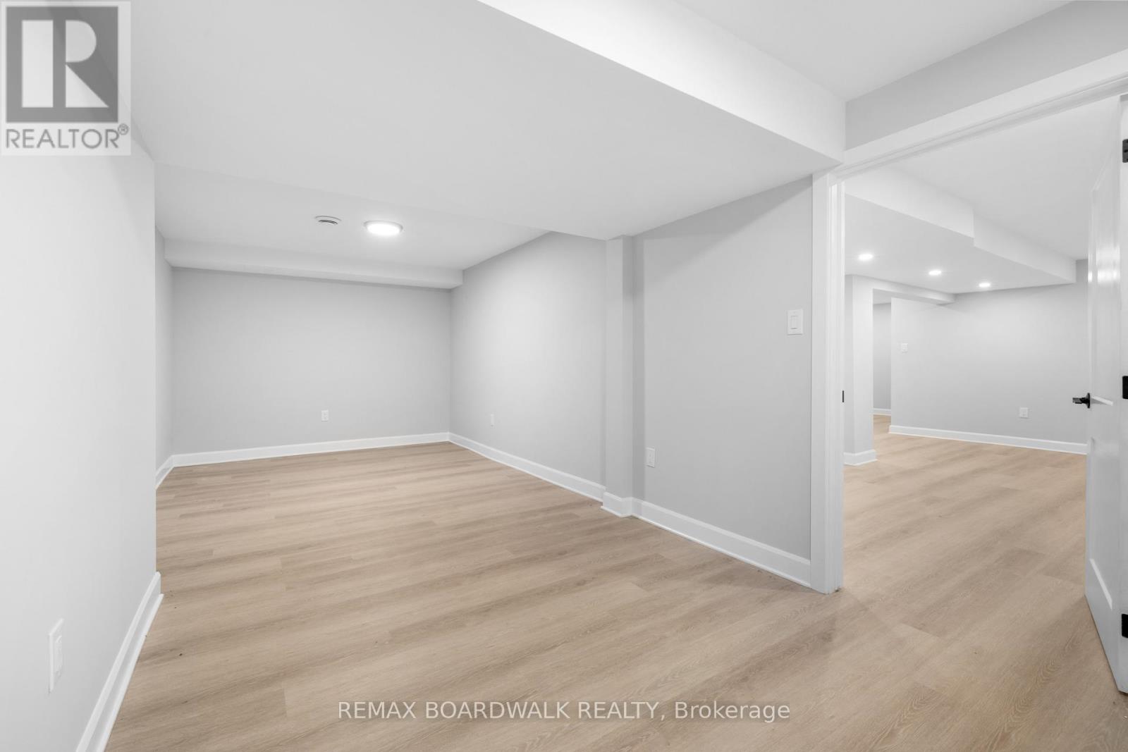 1312 BAYVIEW DRIVE - 45