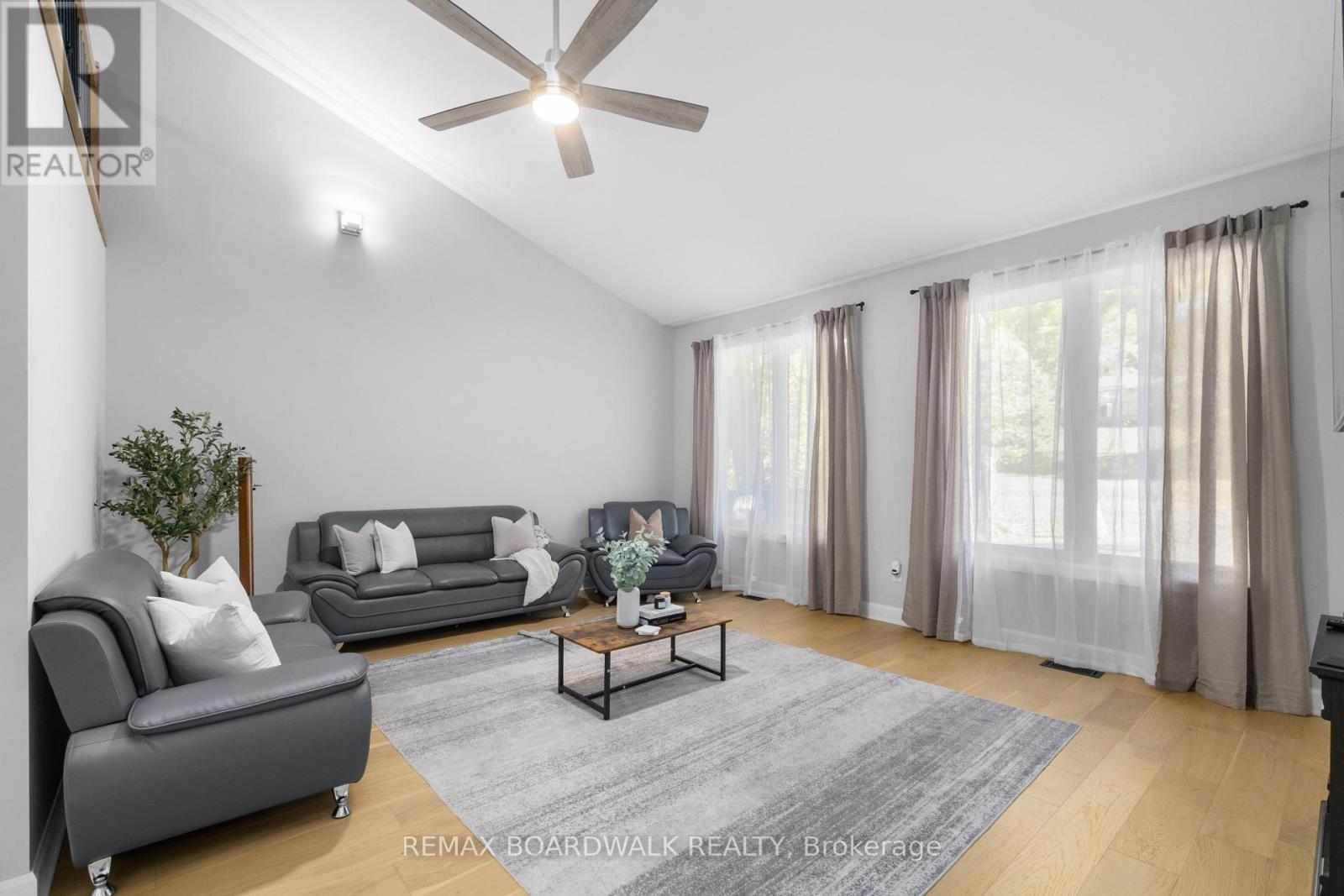 1312 BAYVIEW DRIVE - 9