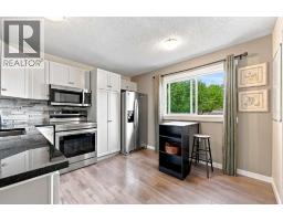 27 Erin Grove Close SE - photo 9