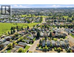 27 Erin Grove Close SE - photo 45