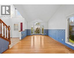 707 Hawkside Mews NW - photo 2