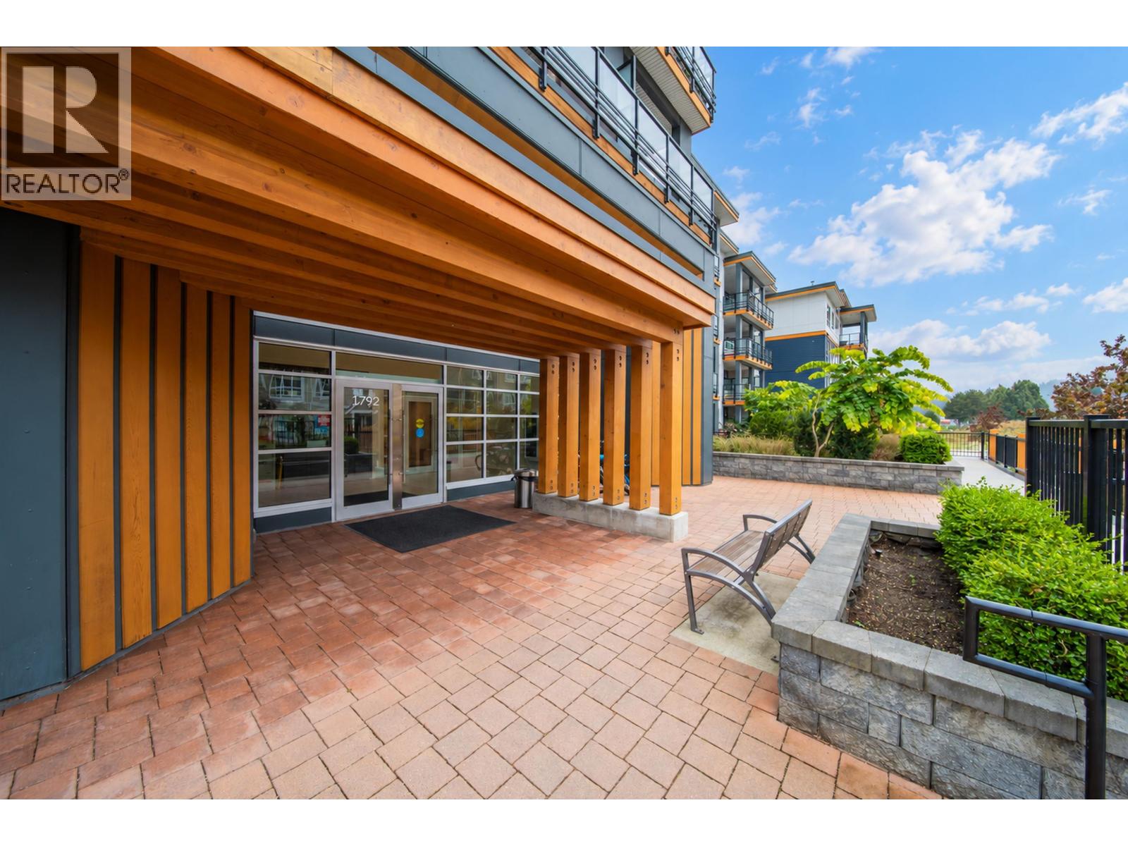 415 1792 STARLING DRIVE, Tsawwassen - Image 1