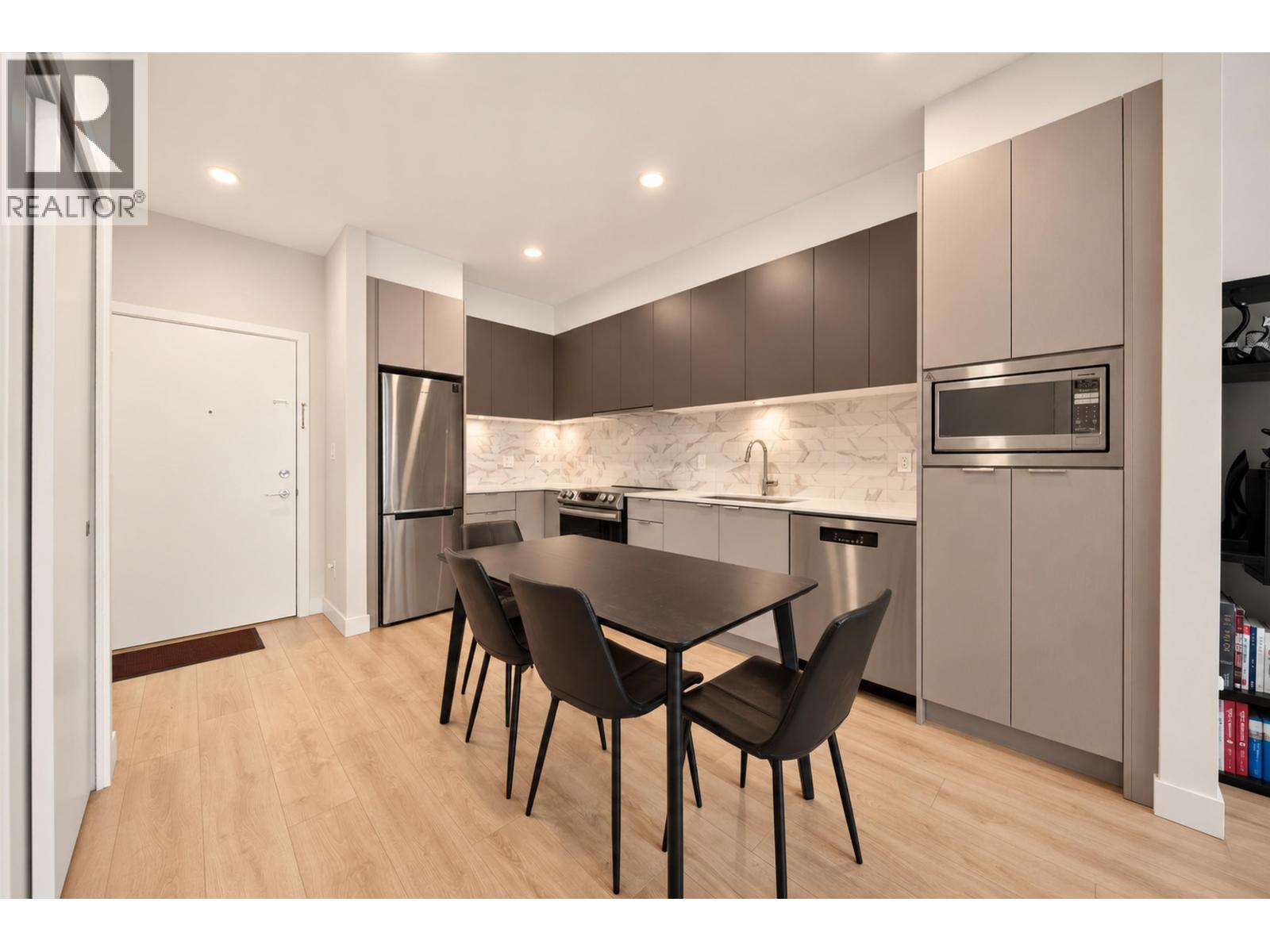 415 1792 STARLING DRIVE, Tsawwassen - Image 1