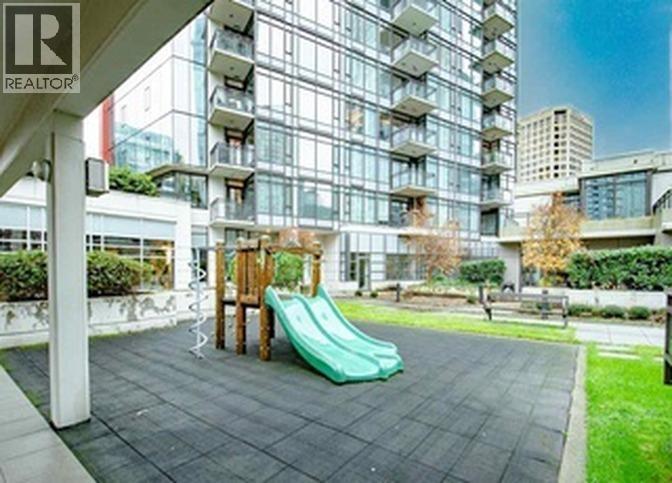 20XX 1211 MELVILLE STREET, Vancouver photo 20
