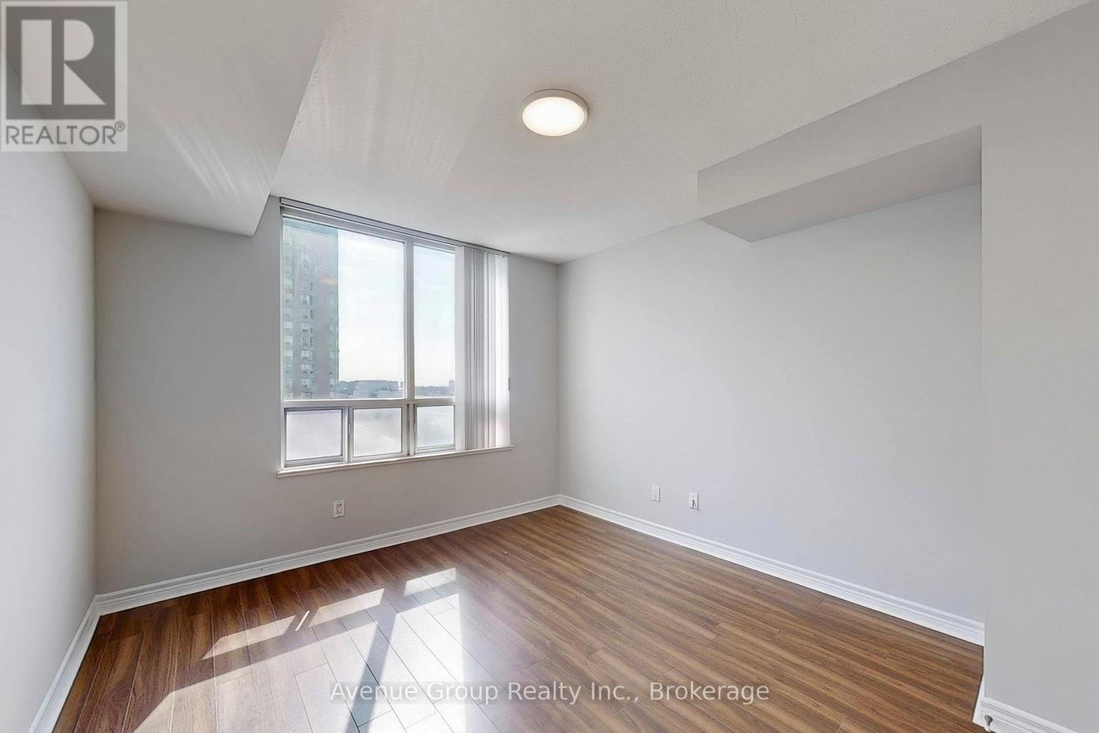 68 Corporate Drive — photo 12