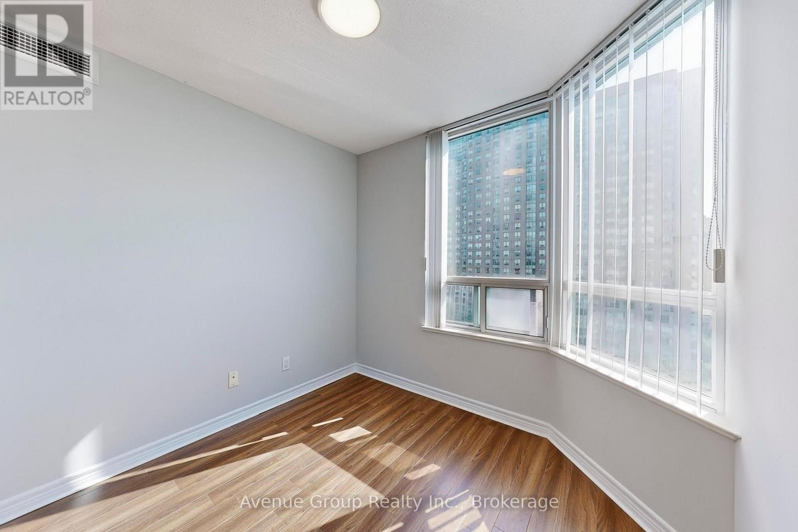 68 Corporate Drive — photo 16