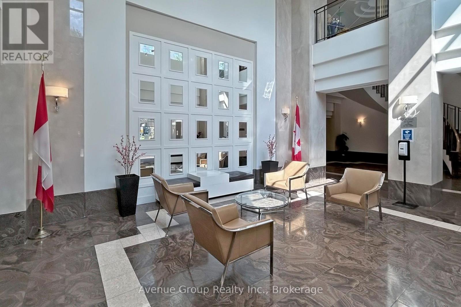 68 Corporate Drive — photo 3