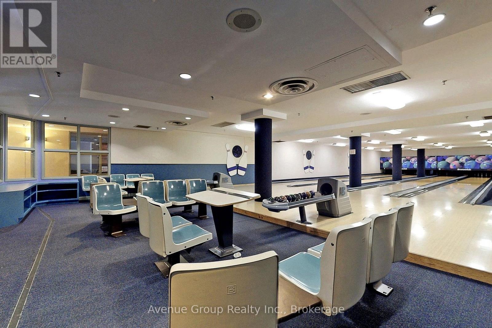 68 Corporate Drive — photo 32
