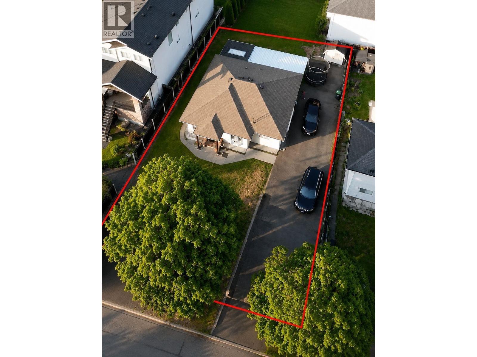 309 JOHNSTON STREET, New Westminster