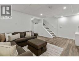 161 Woodborough Terrace SW - photo 23
