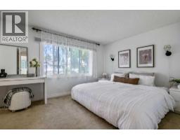 161 Woodborough Terrace SW - photo 14