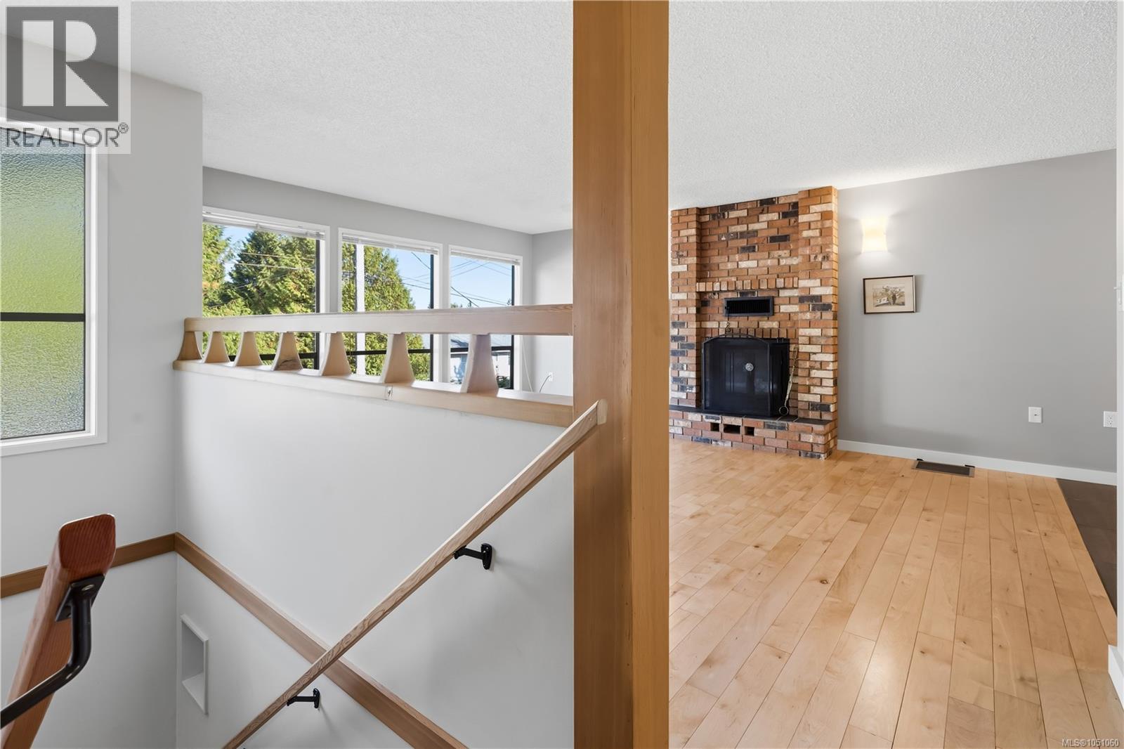 1258 Rupert Rd - 14