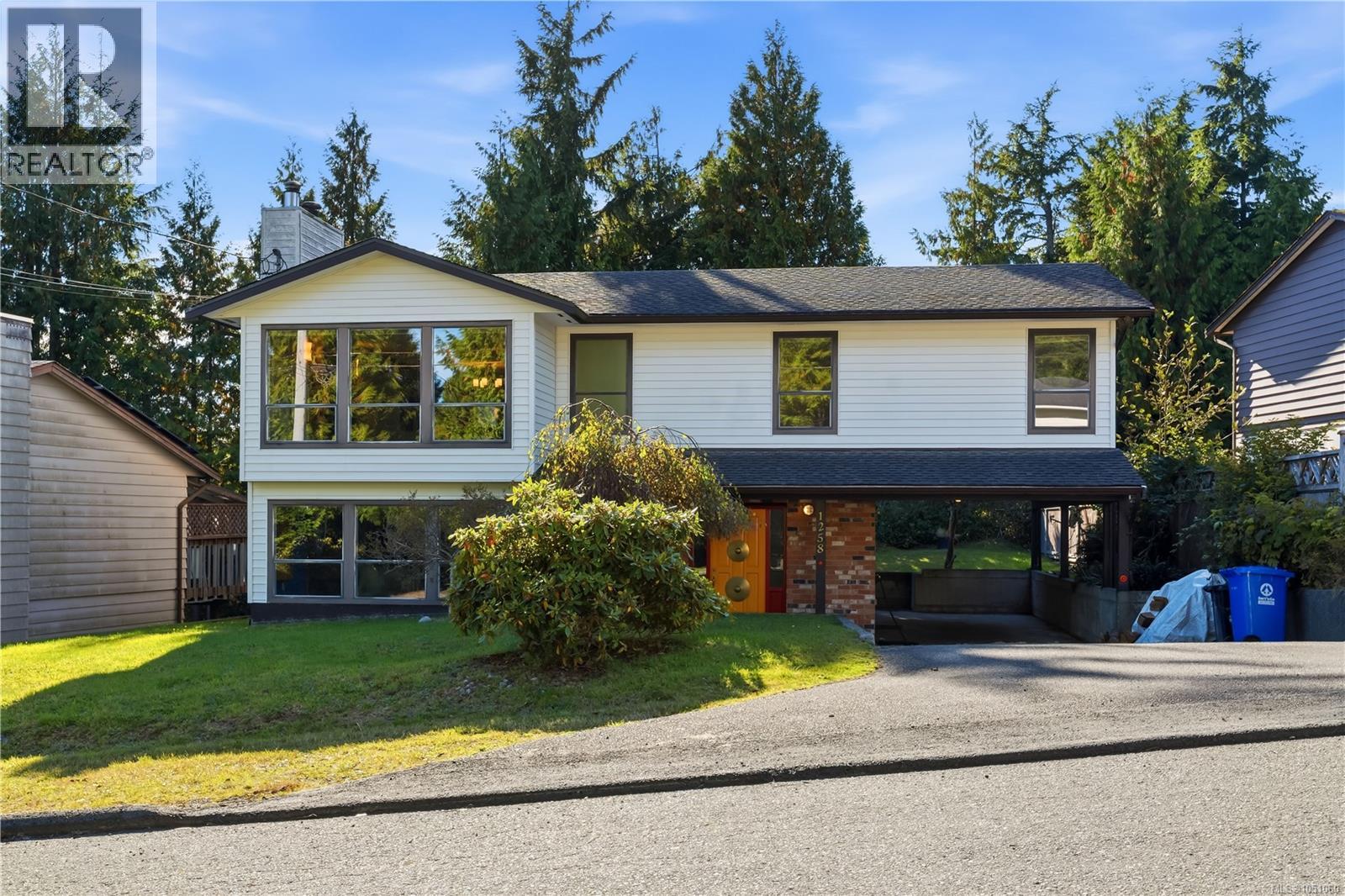 1258 Rupert Rd - 1