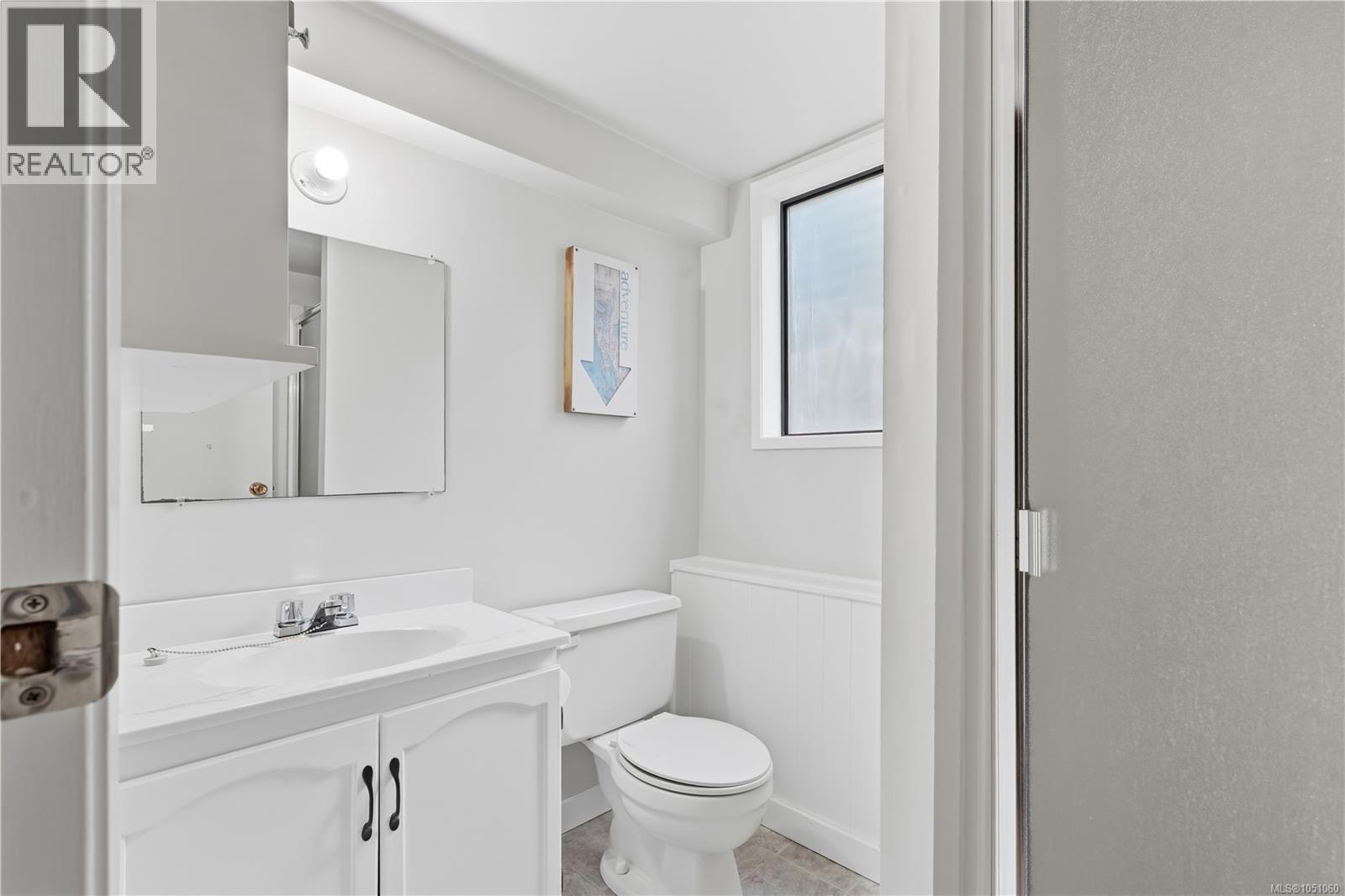 1258 Rupert Rd - 29
