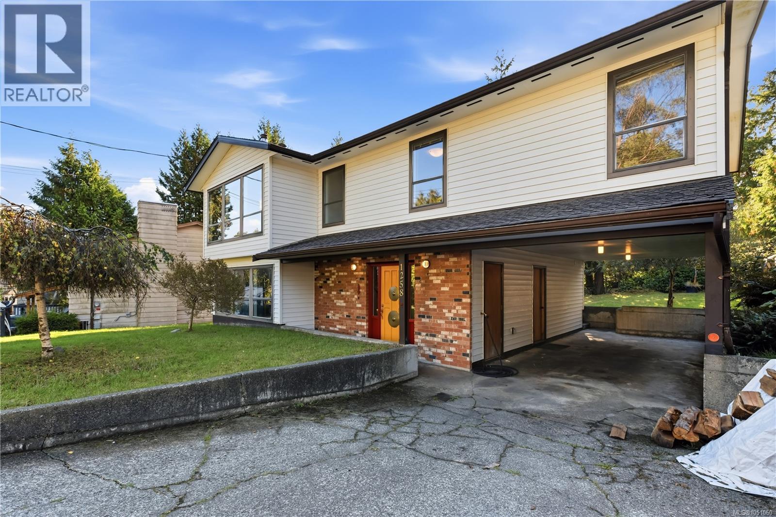 1258 Rupert Rd - 9