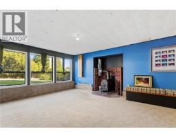 1258 Rupert Rd, Ucluelet, BC V0R3A0 Photo 30