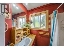 2510 Cooke Avenue, Rossland, BC V0G1Y0 Photo 31