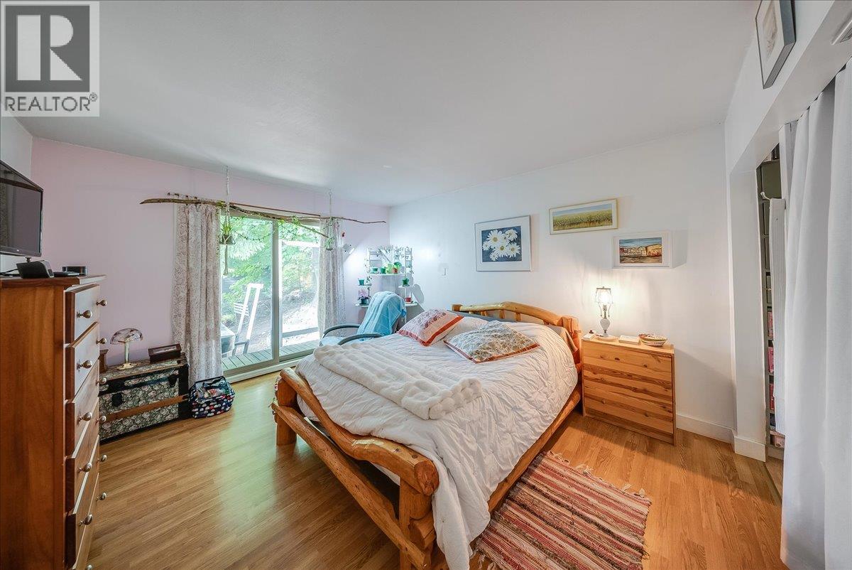 2510 Cooke Avenue, Rossland - Image 1