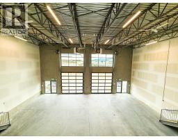 1990 Pier Mac Way Unit# 3 & 4, Kelowna, BC V1V0C1 Photo 8