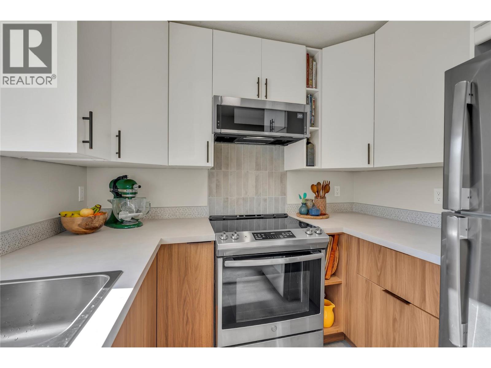 8710 Prairie Valley Road Unit# 3, Summerland