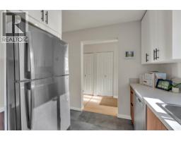 Kitchen - 8710 Prairie Valley Road Unit# 3, Summerland, BC V0H1Z2 Photo 6