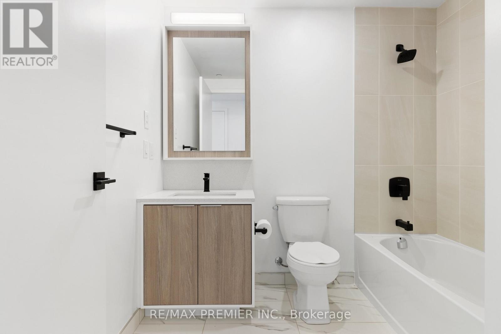 36 Zorra Street — photo 14