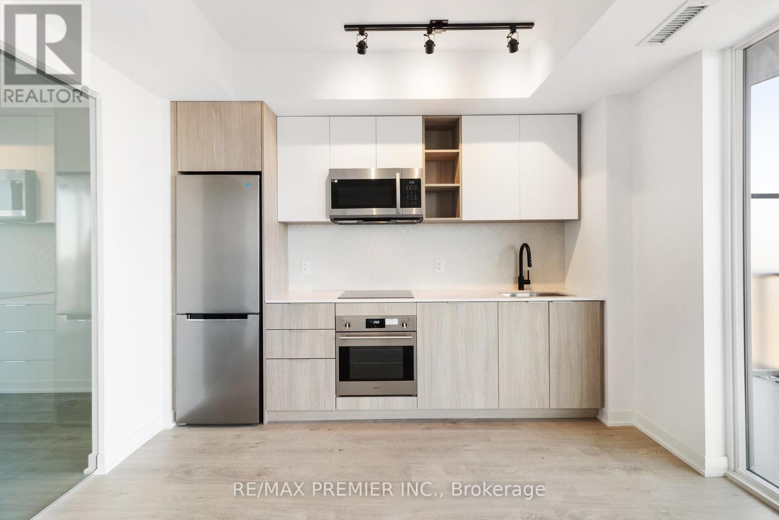 36 Zorra Street — photo 18