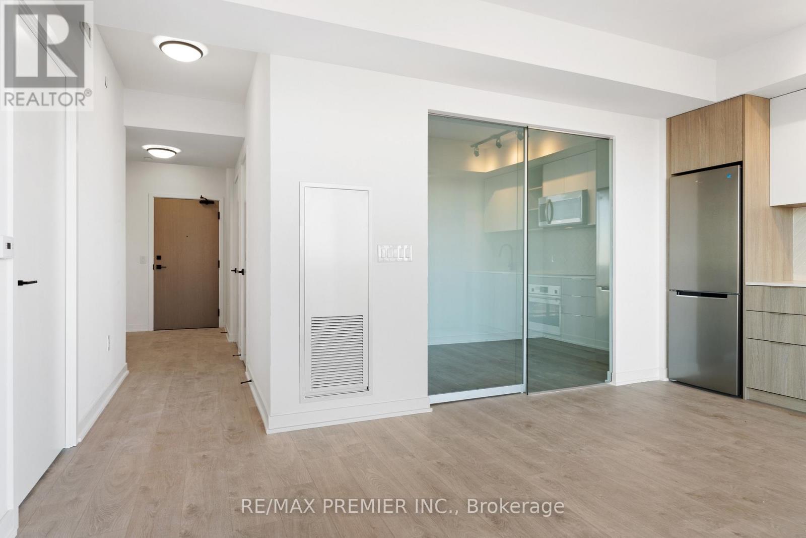 36 Zorra Street — photo 15