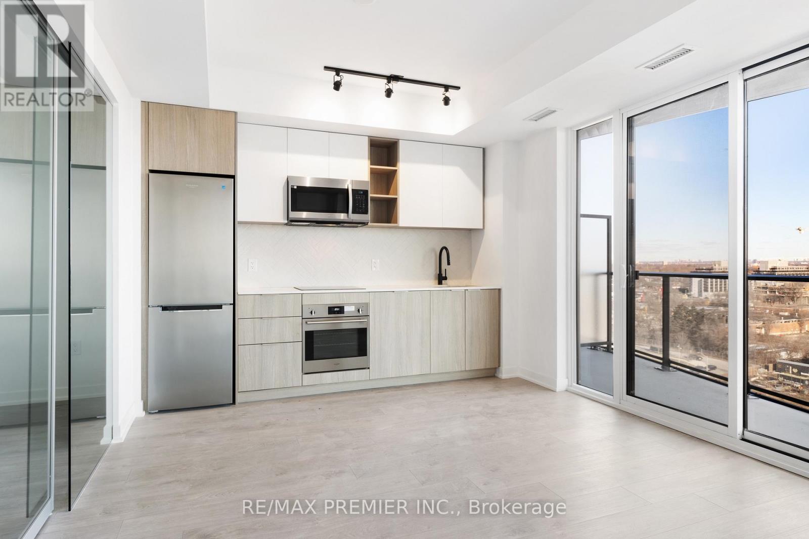 36 Zorra Street — photo 17