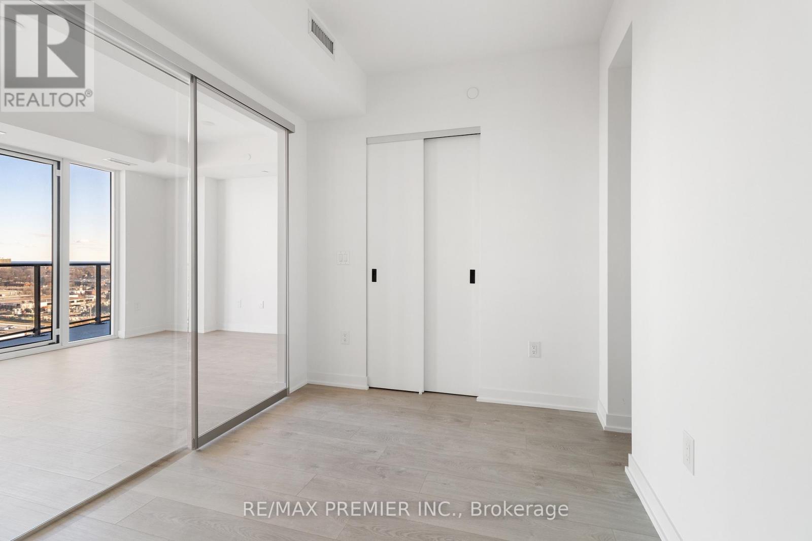 36 Zorra Street — photo 24