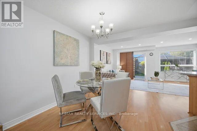 160 Marycroft Court, Brampton, ON photo 3