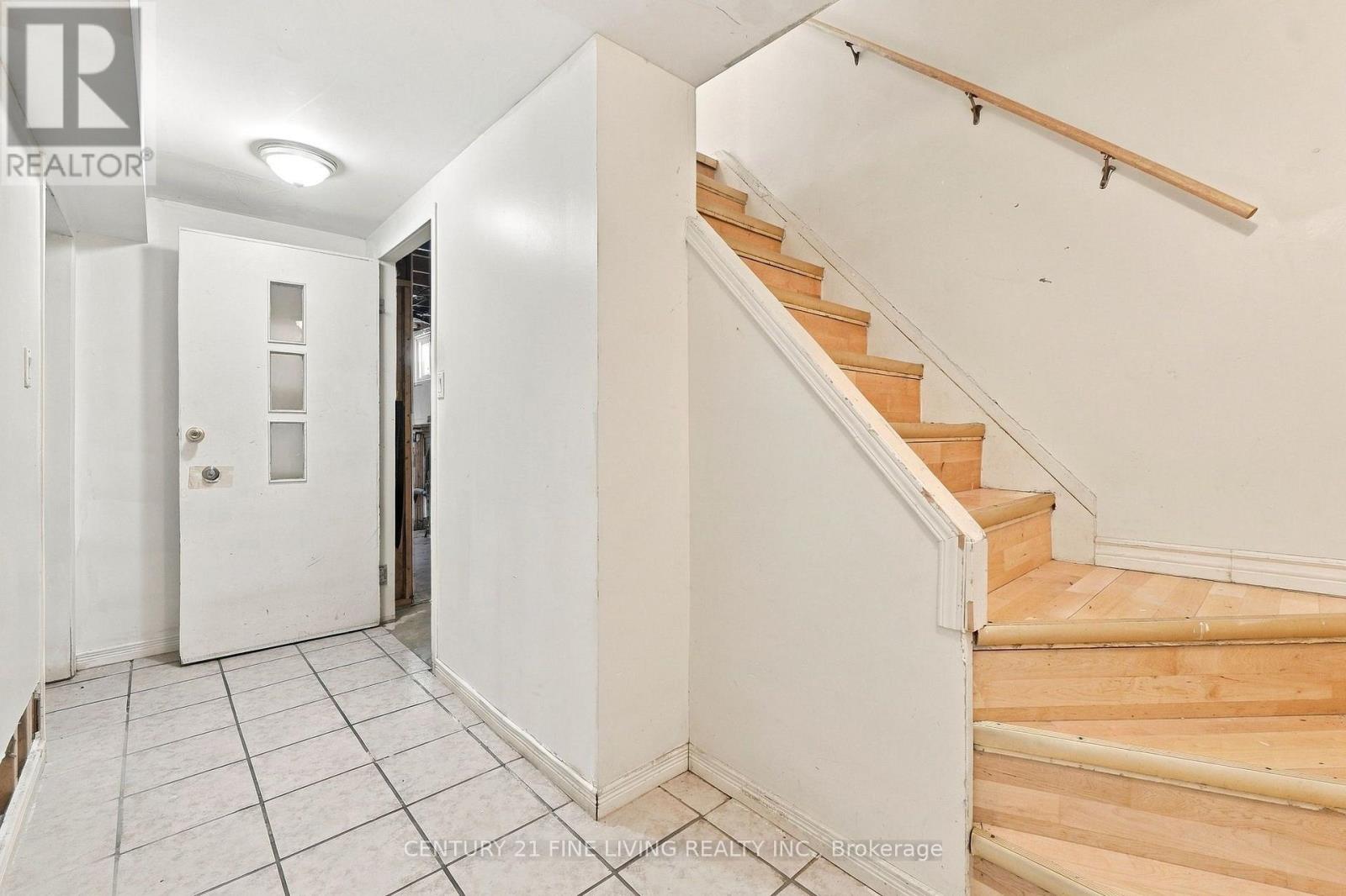 132 BRENTWOOD DRIVE - 26