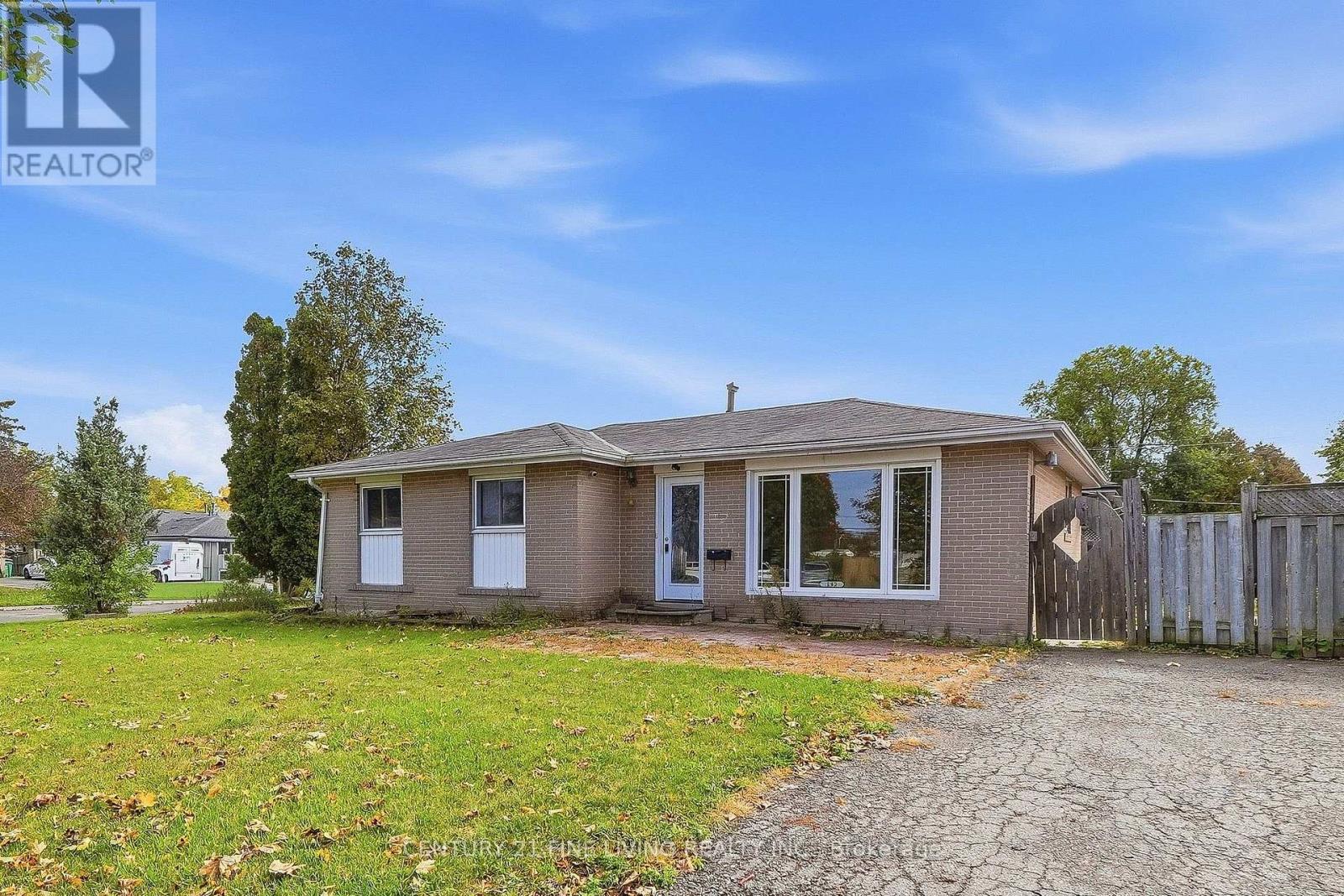 132 BRENTWOOD DRIVE - 5