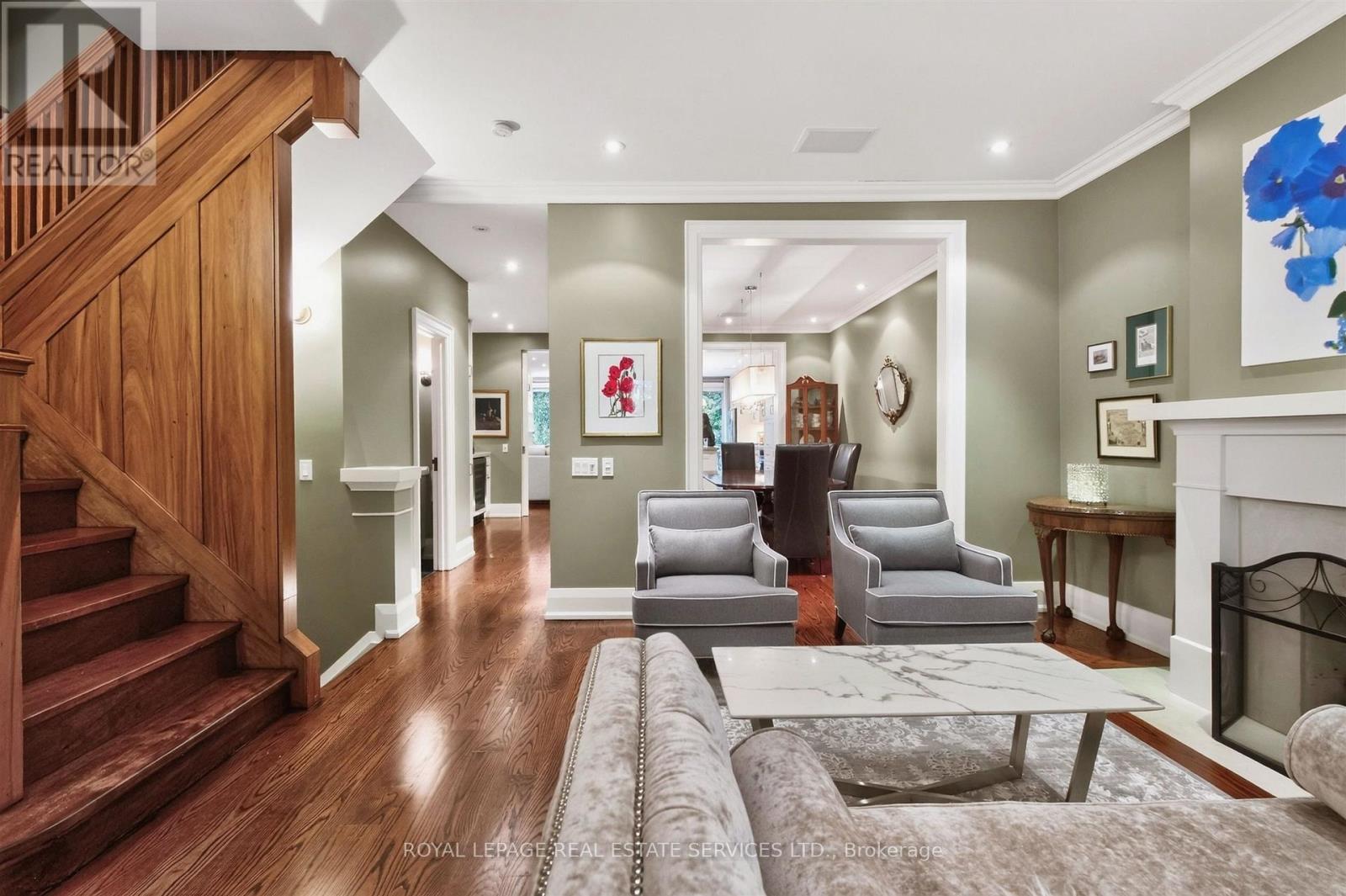309 Willard Avenue, Toronto, ON photo 11