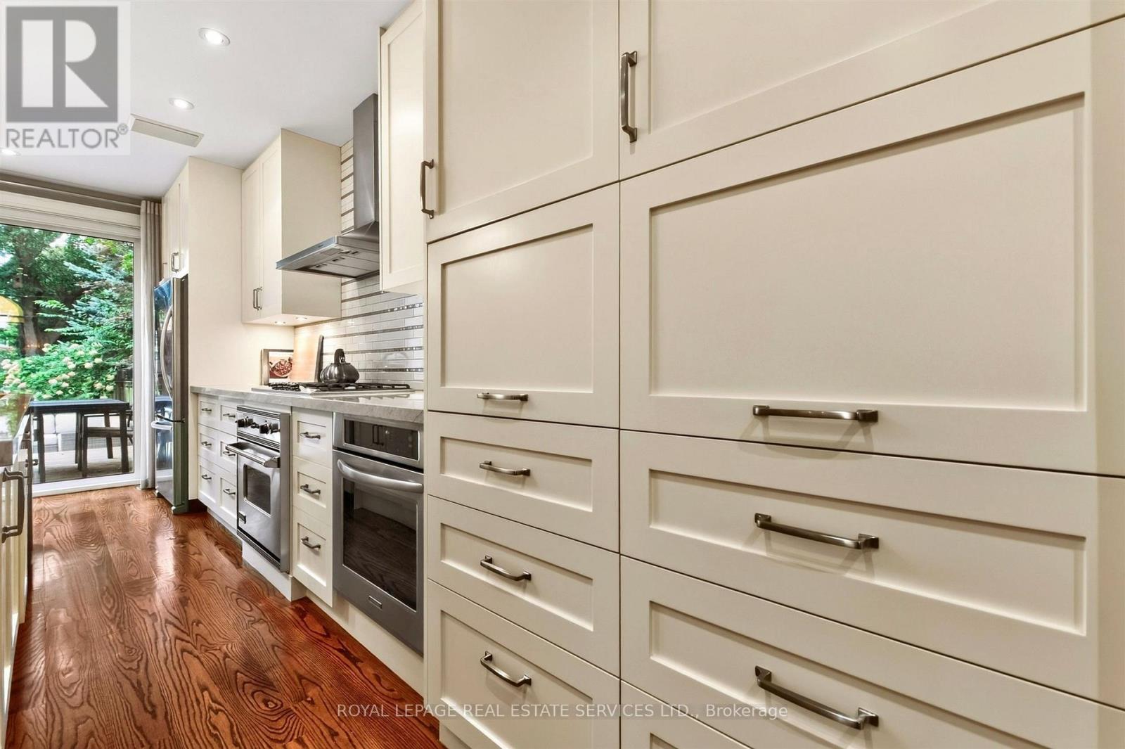 309 Willard Avenue, Toronto, ON photo 20