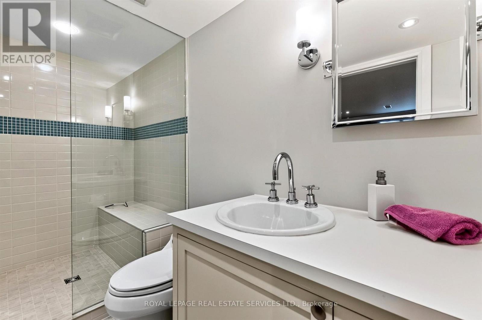 309 Willard Avenue, Toronto, ON photo 41