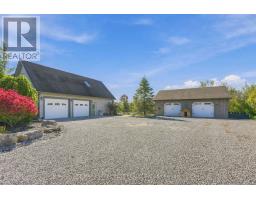 860 Regional Road 27, West Lincoln, ON L0R2J0 Photo 48