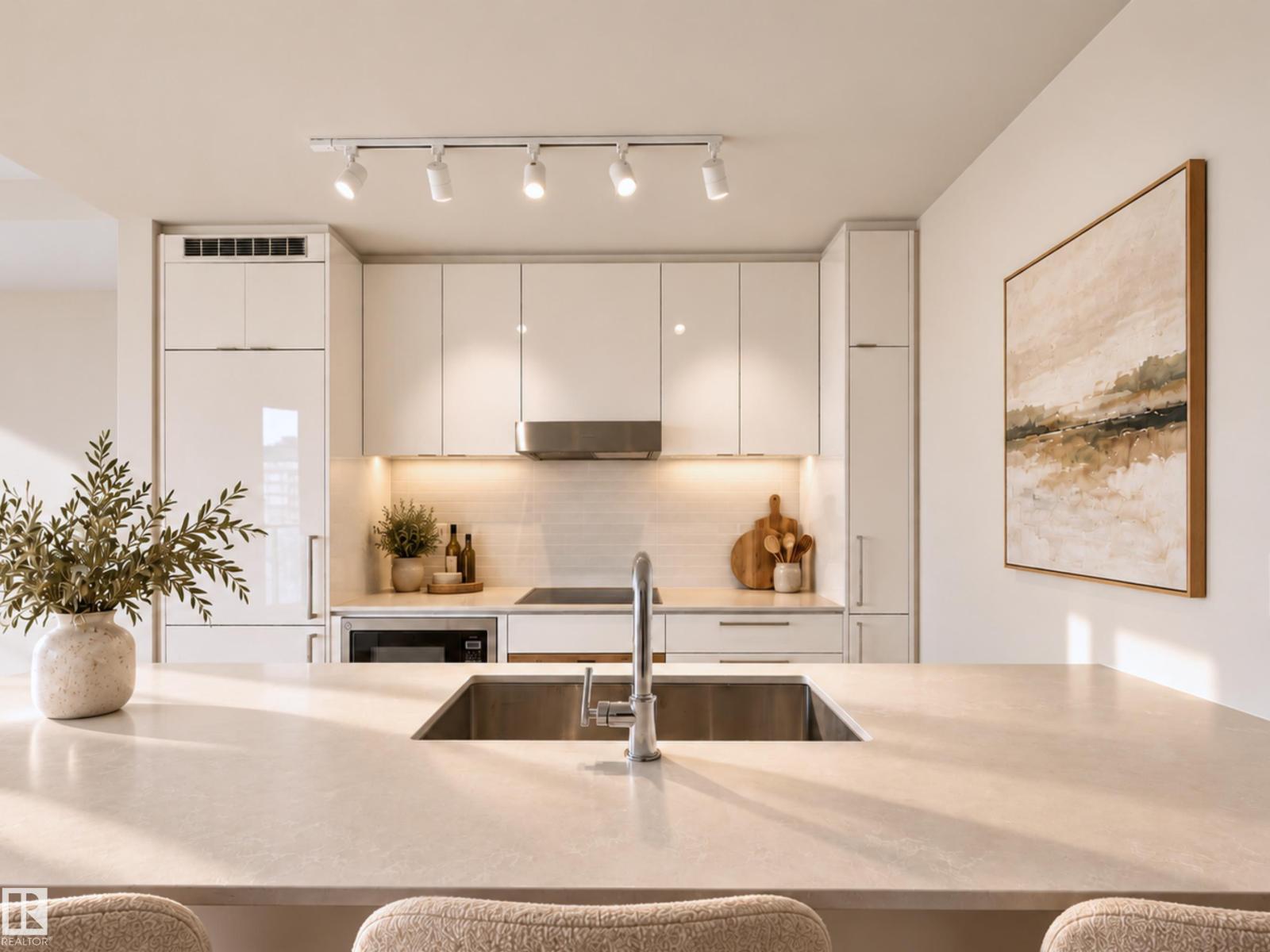 #2612 10360 102 ST NW - 11