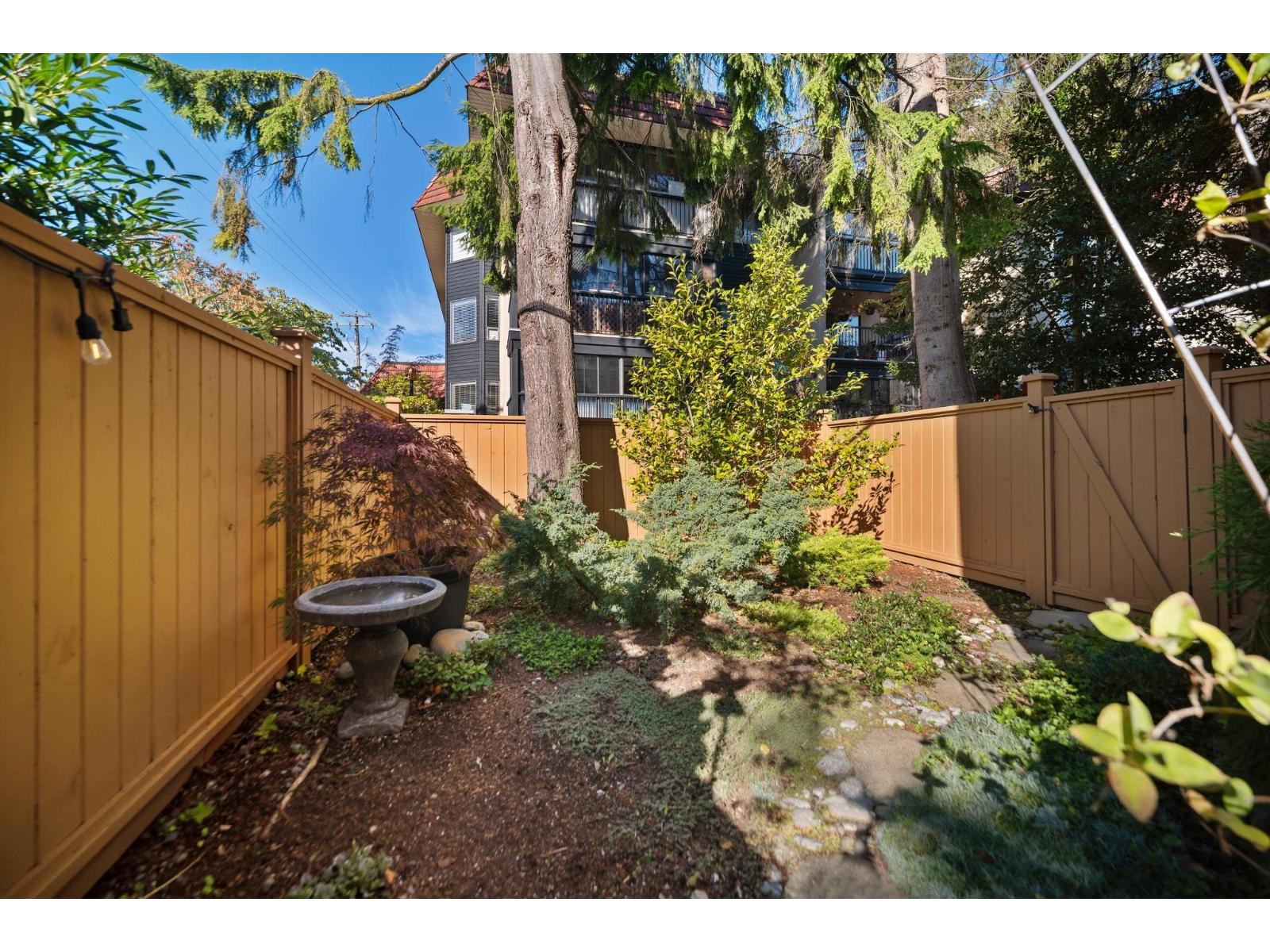 101 1442 BLACKWOOD STREET, White Rock - Image 1