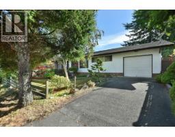 5619 Trail Avenue, Sechelt, BC V0N3A0 Photo 18