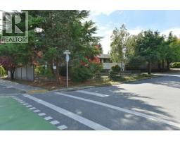 5619 Trail Avenue, Sechelt, BC V0N3A0 Photo 19