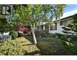 5619 Trail Avenue, Sechelt, BC V0N3A0 Photo 14