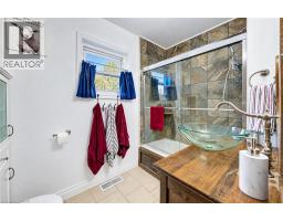 27 Mill Street W, Milverton, ON N0K1M0 Photo 12