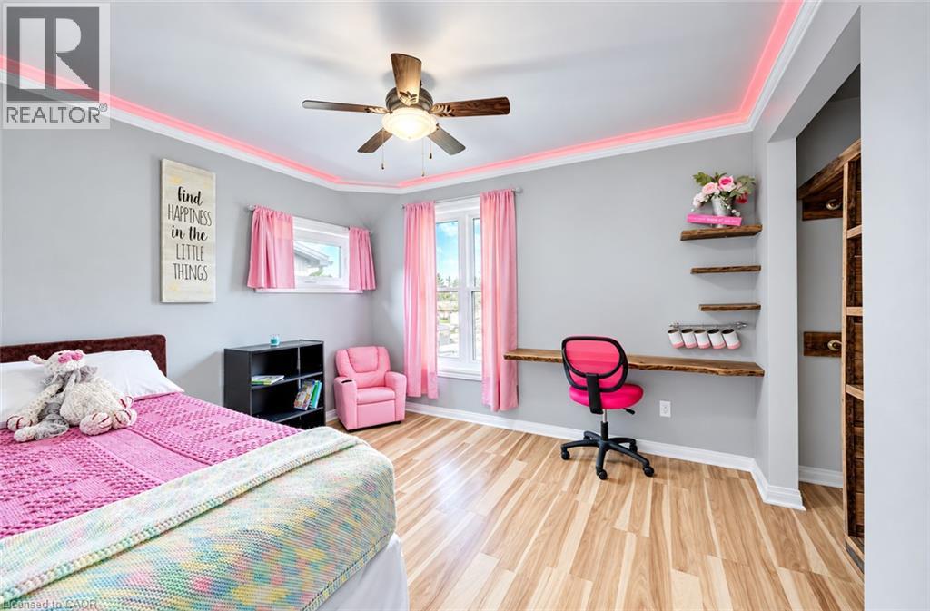 27 MILL Street W - 21