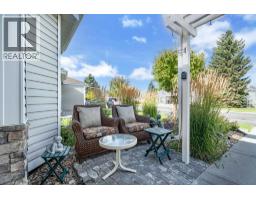319 De Foras Close NW - photo 5