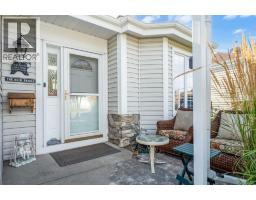 319 De Foras Close NW - photo 4