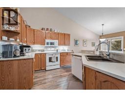 319 De Foras Close NW - photo 25
