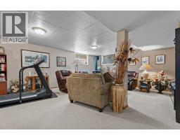 319 De Foras Close NW - photo 29